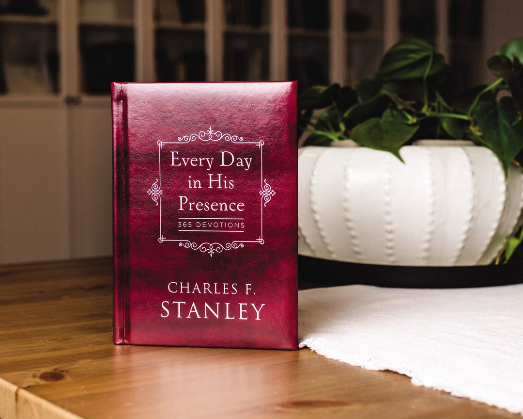 Every Day in His Presence Book Harper Collins 