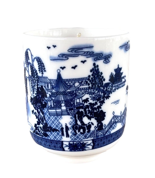 Old Willow Teacup Candle Candle The French Bee 