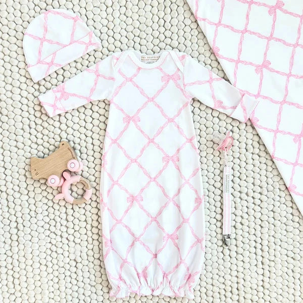 Adorable Everyday Set - Belle Meade Bow Baby Gown Beaufort Bonnet 