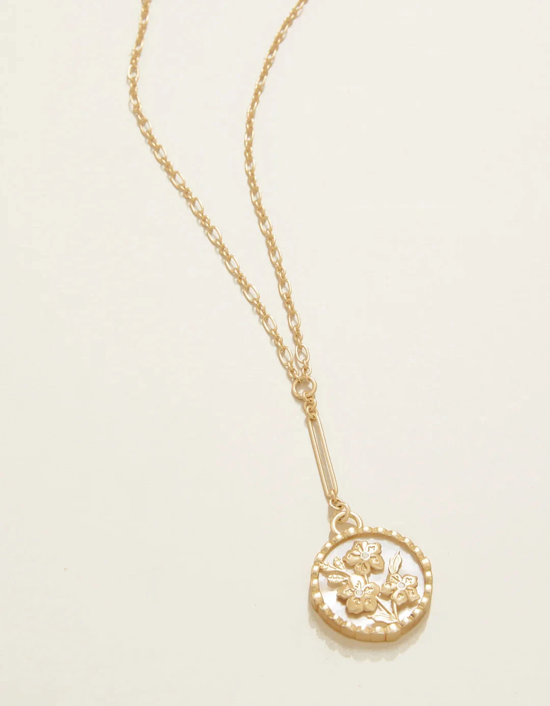 Azalea Mother of Pearl Necklace 17" Womens Necklace Spartina 