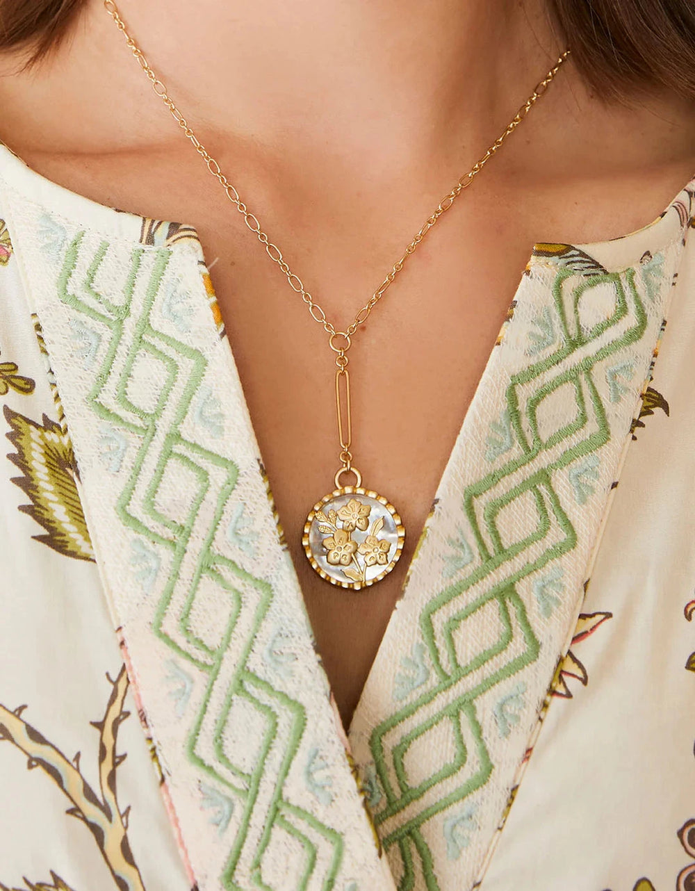 Azalea Mother of Pearl Necklace 17" Womens Necklace Spartina 