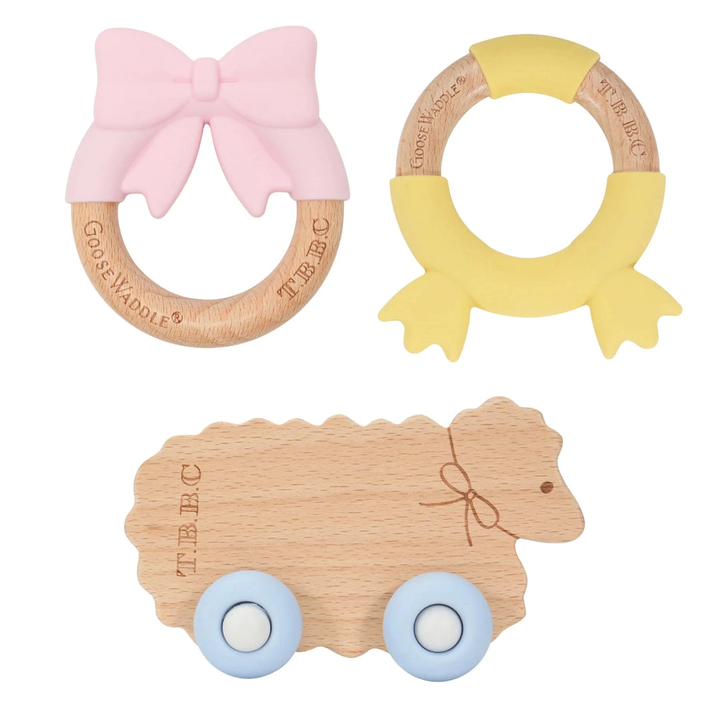 Beaufort Bonnet Teether - Pink Bow Rattle Zubels 
