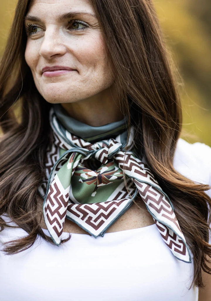 Double Sided Silk Scarves - Green Pointing Strong Scarf Renwood 