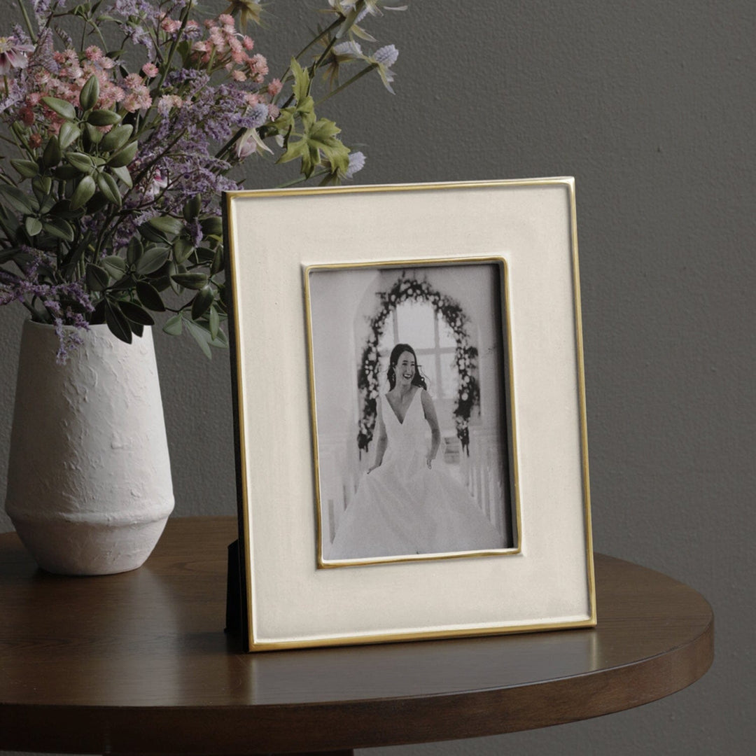 Encanto Jason Thick Frame 5 x 7 - Cream Picture Frames Beatriz Ball 