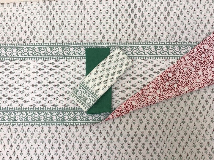 Holiday Winterberry Table Cloth Tablecloth Natural Habitat 