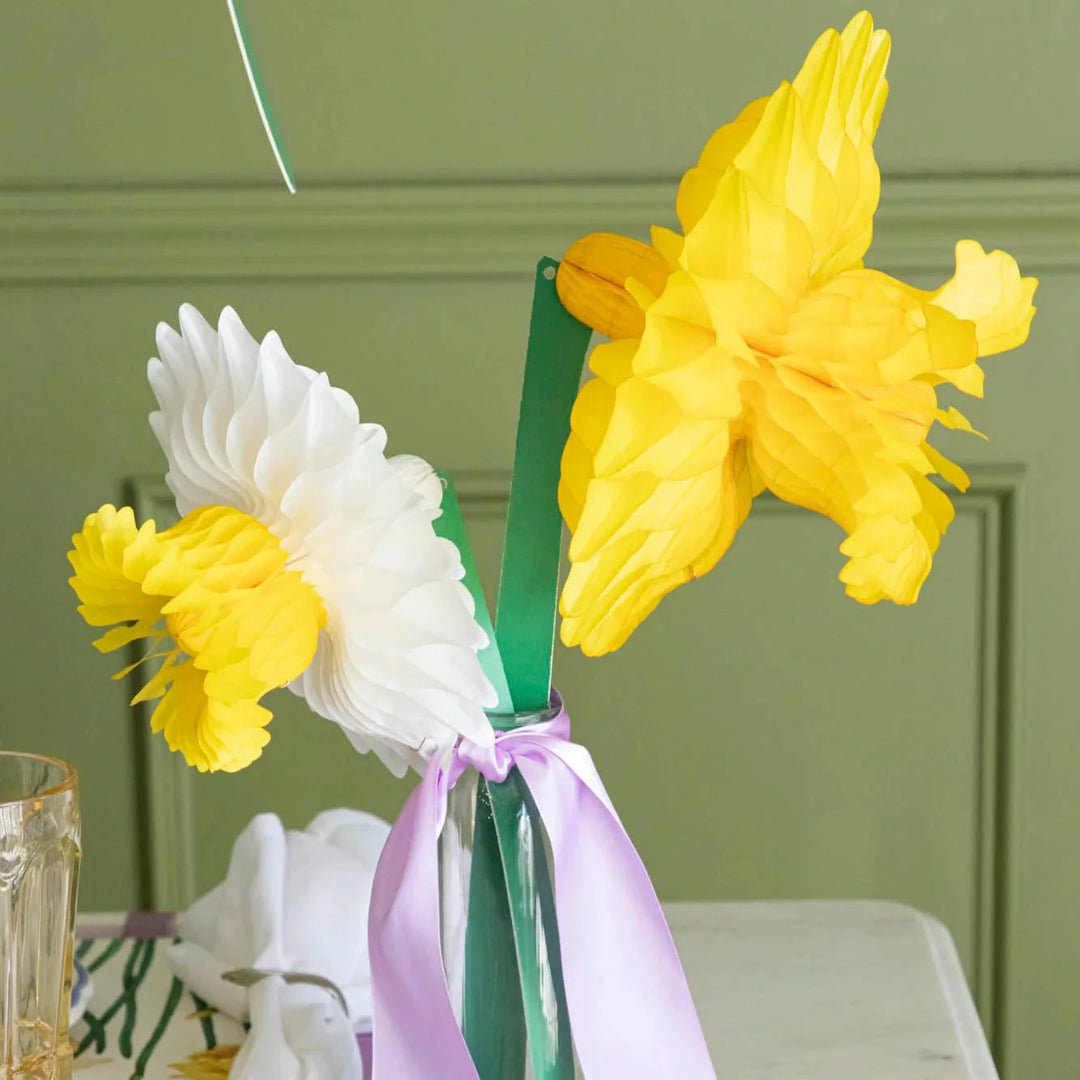 Honeycomb Large Daffodil - Yellow Easter Decorations Hester and Cook 