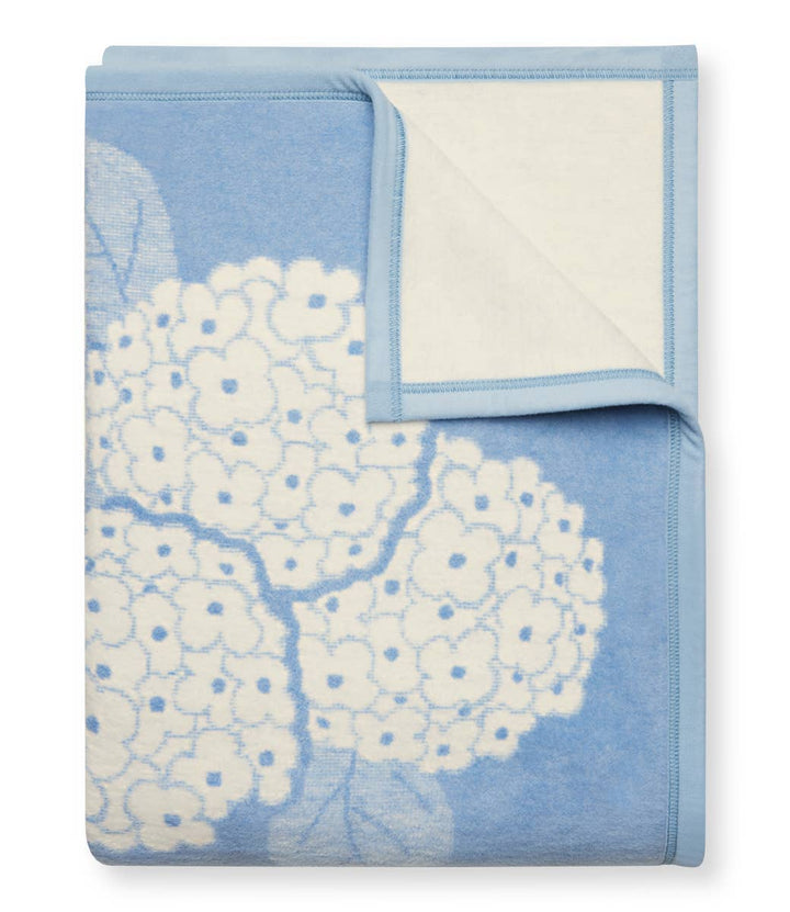 Hydrangeas Bluebell Blanket Blanket ChappyWrap 