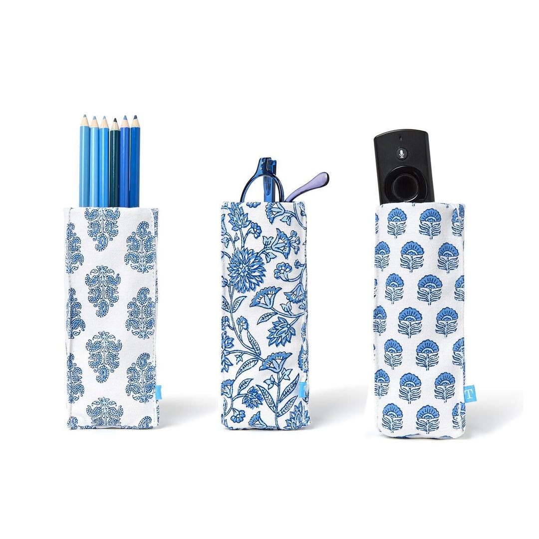 "Looking Good" Blue Block Glasses Case Reading Glasses Two's Company 