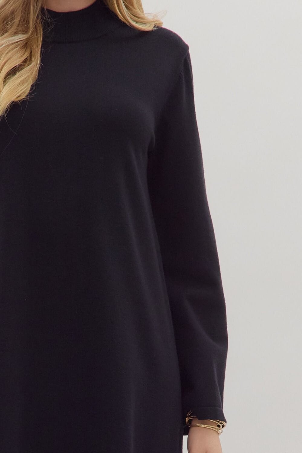 Mock Neck Long Sleeve Dress - Black Womens Dress Entro 