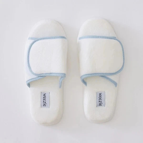 Monogrammable Slippers - Blue Trim Slippers Weezie 