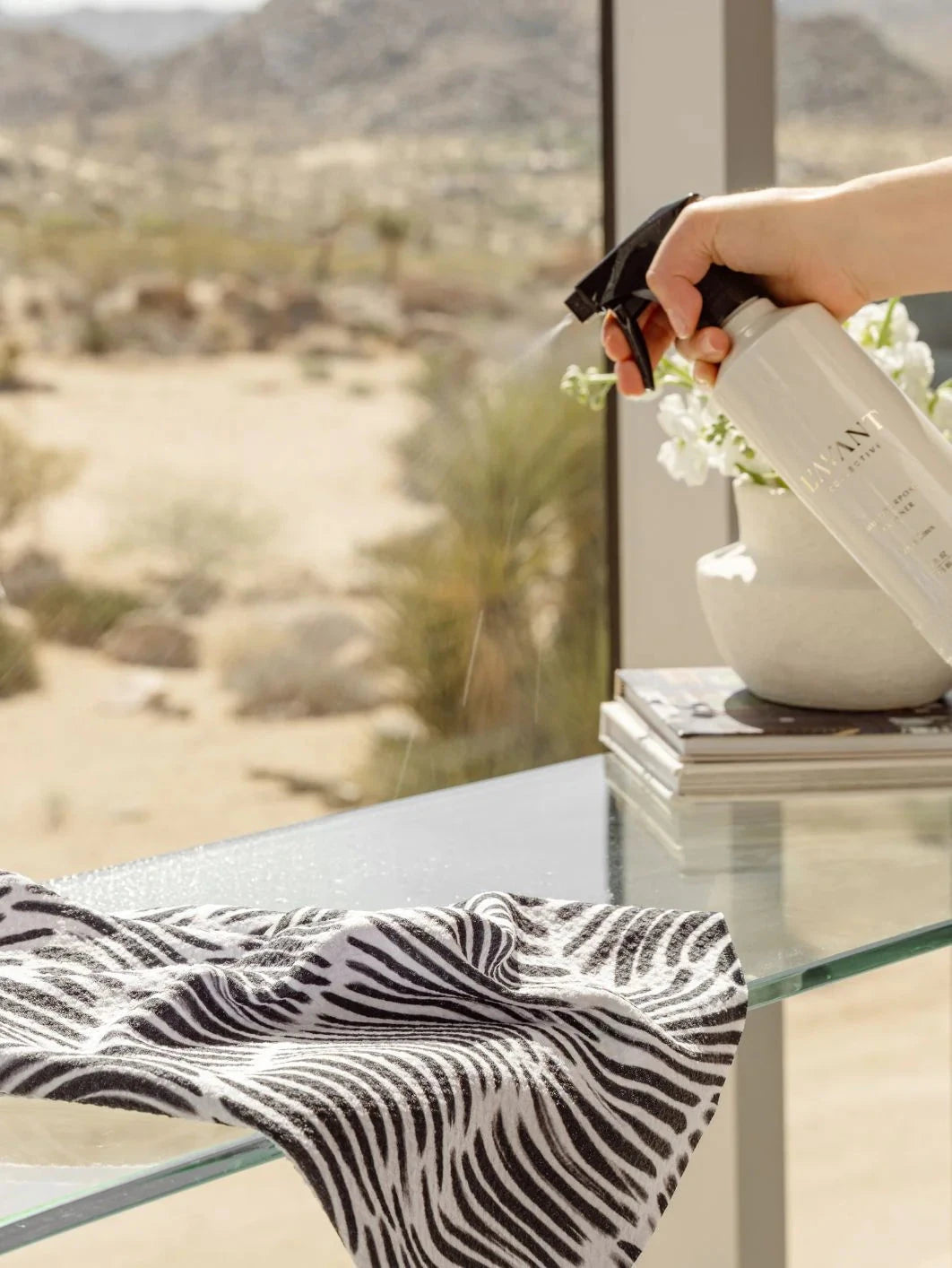 Multipurpose Surface Cleaner - Ambre Santal Cleaner L'AVANT Collective 
