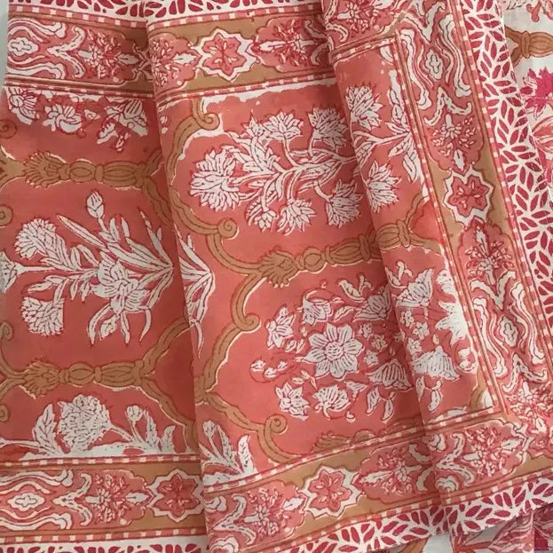 Noor Table Runner Tablecloth Natural Habitat 