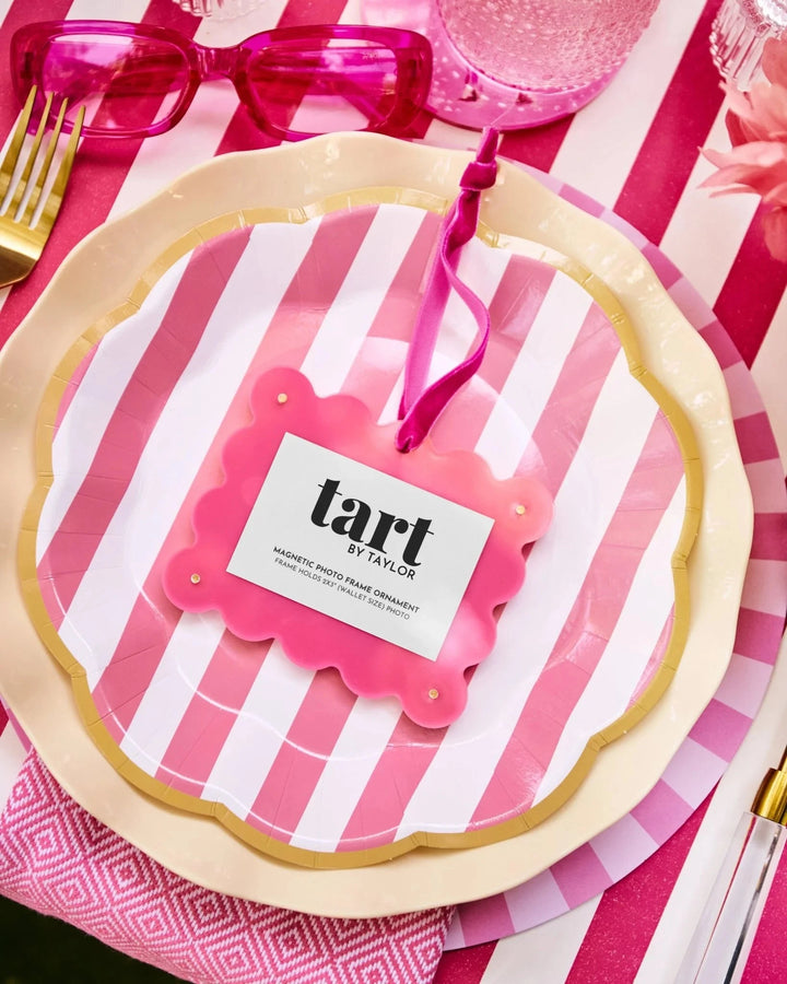 Ornament Magnetic Frame - Bubblegum Christmas Ornament Tart By Taylor 
