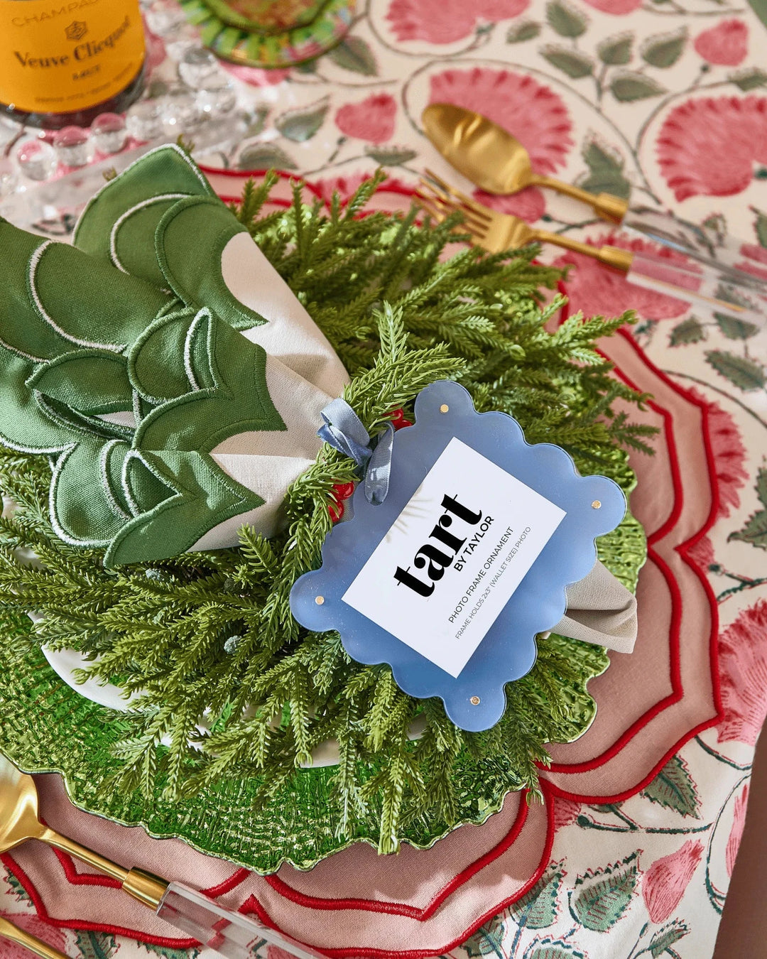 Ornament Magnetic Frame - Denim Christmas Ornament Tart By Taylor 