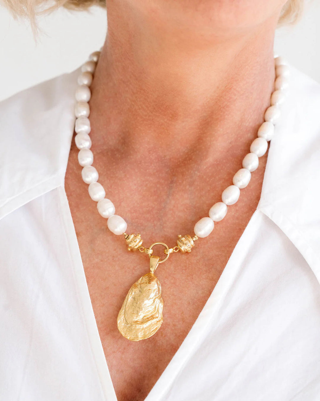 Oyster and pearl necklace clearance