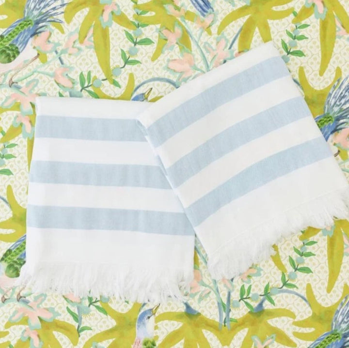 Packable Beach Towel - Hydrangea Beach Towels Weezie 
