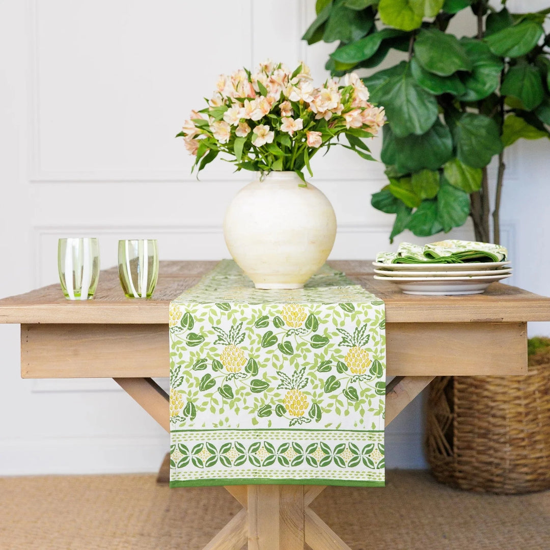 Pineapple Party Green/Yellow Table Runner Table Runner Pomegranate 