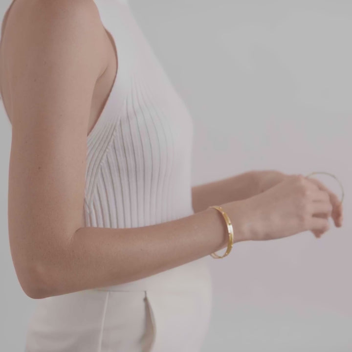 Crescent Stone Bangle - Pearl