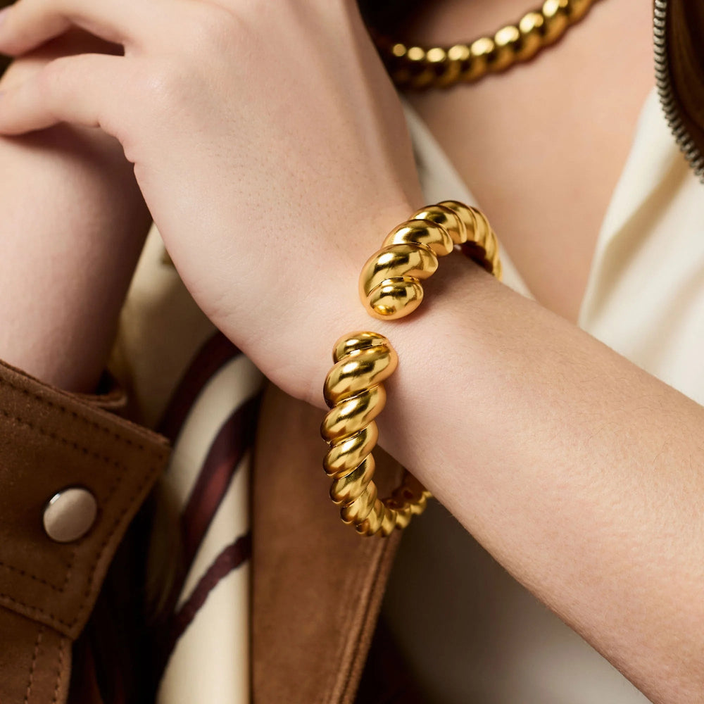 Ravello Cuff - Gold Womens Bracelet Julie Vos 