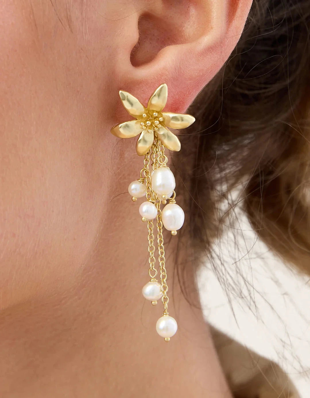 River Lily Dangle Pearl Earrings Womens Earrings Spartina 