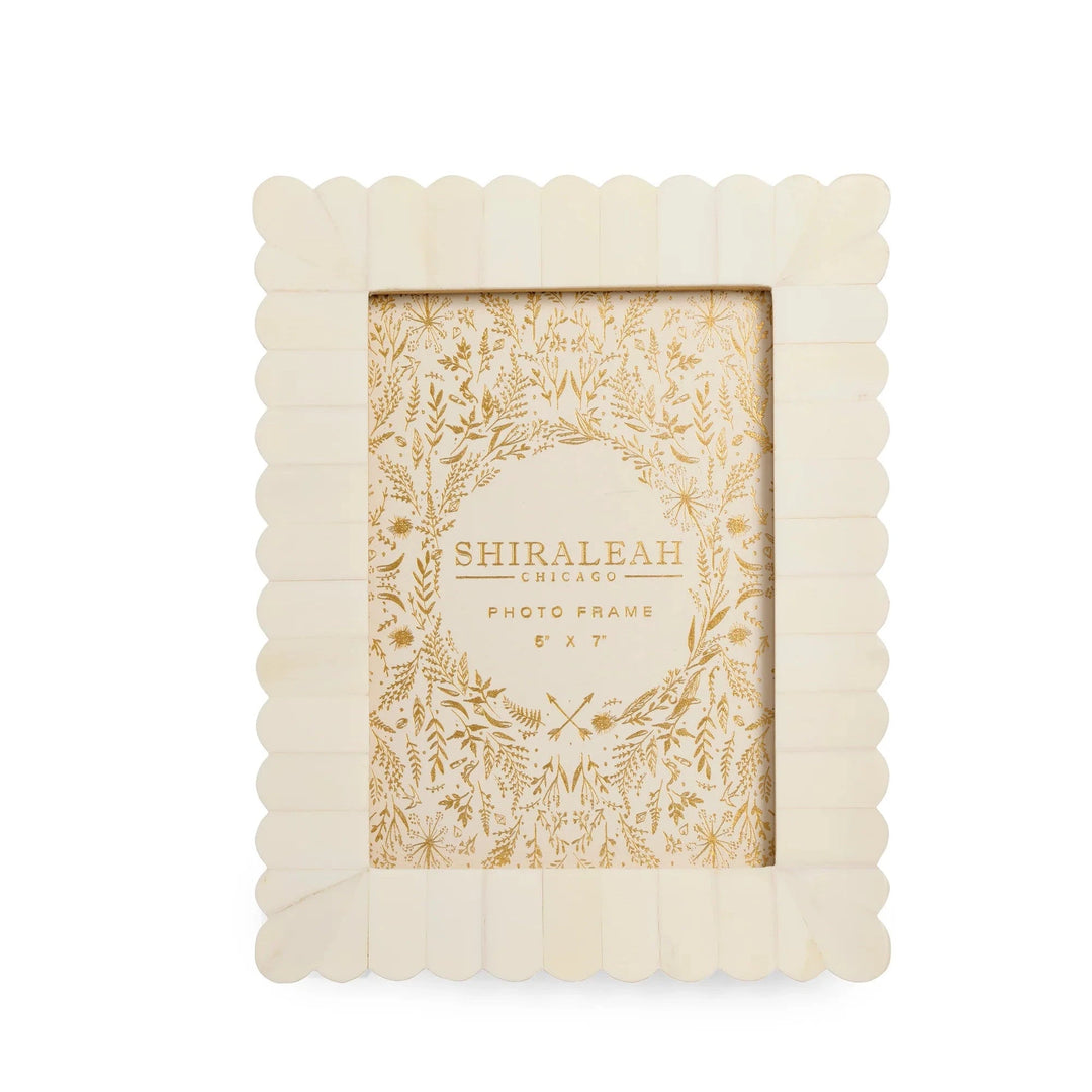 Roma Scalloped Picture Frame - 5"x7" Picture Frames Shiraleah 