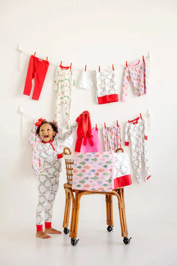 Sara Jane's Sweet Dreams Set - Holly Day with Richmond Red Girl Pajamas Beaufort Bonnet 
