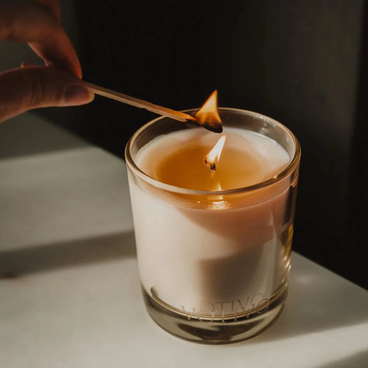 Signature Candle - Clean Crisp White Candle Votivo 