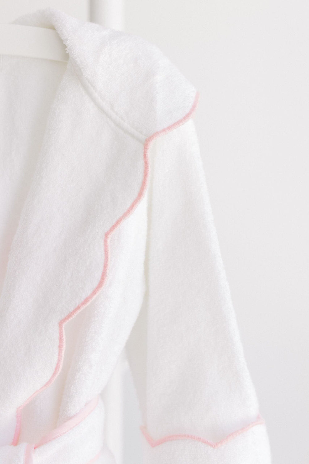 Simple Scalloped Bathrobe - Pink Trim Child Robes Terry Tots 