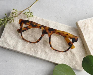 Zinnia Progressive Readers - Tokyo Tortoise Reading Glasses Peepers 