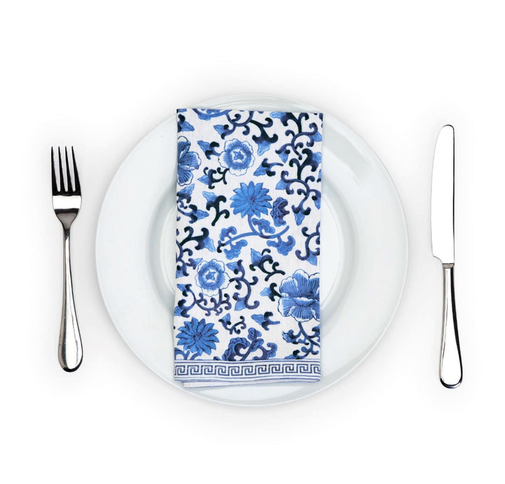 Chinoiserie Set of 4 Blue and White Floral Pattern Napkins Dinner Napkins Two's Company 