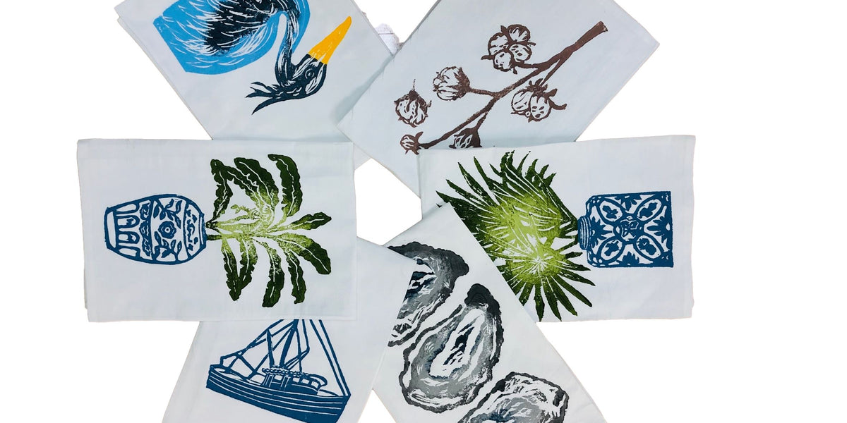 https://thehorseshoecrab.com/cdn/shop/products/hand-printed-kitchen-flour-sack-towels-kitchen-towel-low-country-linens-406650_1200x600_crop_center.jpg?v=1599500976